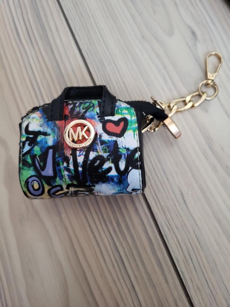 Michael Kors tasje voor sleutels - Graffiti print, Sieraden, Tassen en Uiterlijk, Tassen | Damestassen, Ophalen of Verzenden, Nieuw
