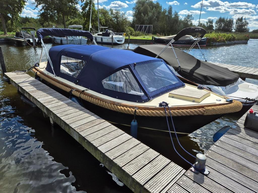 Luxe Oud Huijzer 620 Sloep met Nieuwe Tohastu Motor 20 pk, Ophalen, 10 tot 30 pk, 6 meter of meer, Buitenboordmotor