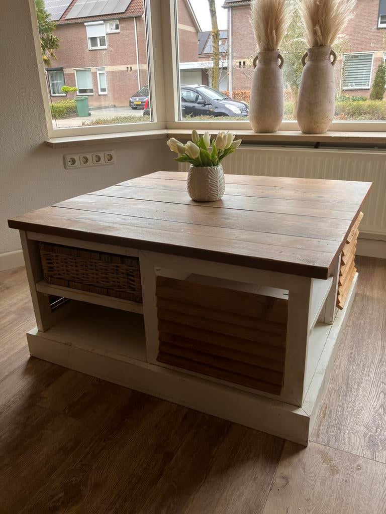 Degelijke landelijke salontafel, Ophalen, Gebruikt, 50 tot 100 cm, 50 tot 100 cm