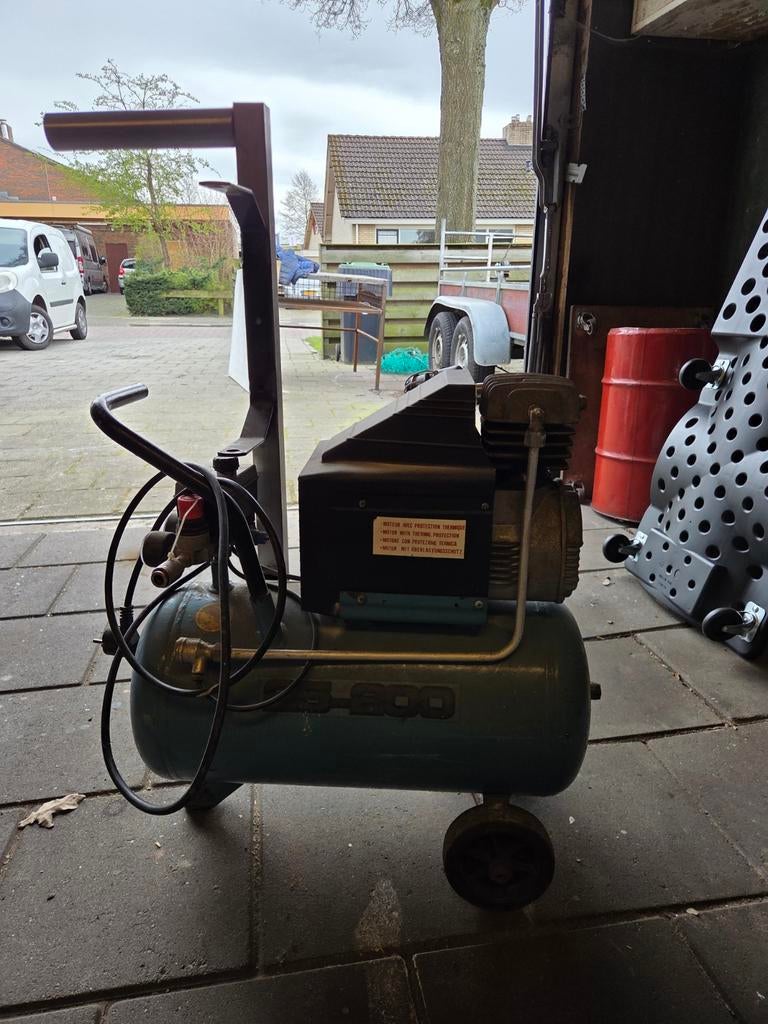 Compressor - Werkt goed, Gebruikt, 6 tot 10 bar, Ophalen of Verzenden, 25 tot 100 liter