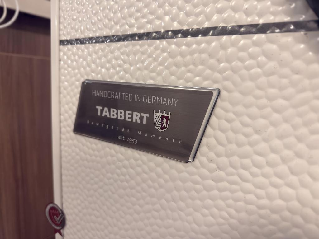 Tabbert Cazadora 495 HE (2026) Vol opties! (Zondag open!!), Schokbreker, Tabbert, Bedrijf, Treinzit