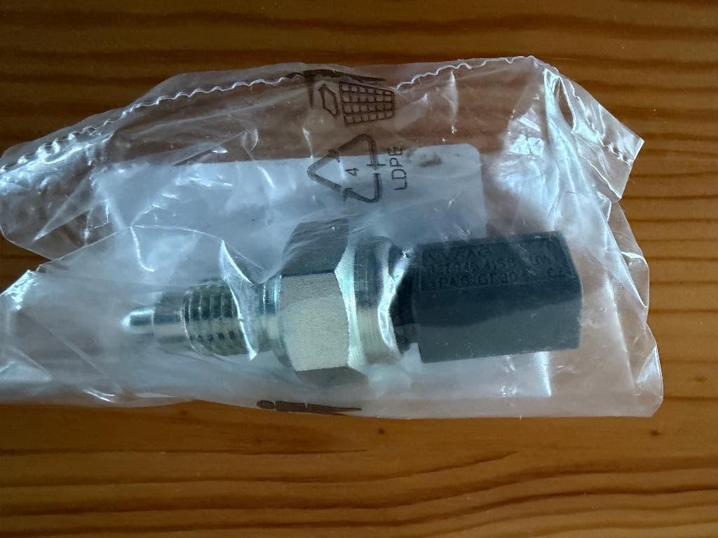 VAG - Achteruitrij schakelaar versn.bak | Reverse switch, Auto-onderdelen, Transmissie en Toebehoren, Ophalen of Verzenden, Nieuw