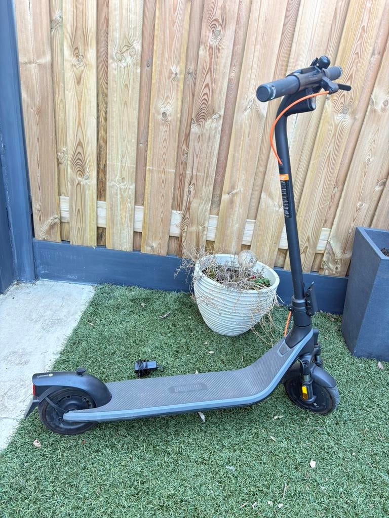 E-step, Fietsen en Brommers, Steps, Ophalen of Verzenden, Zo goed als nieuw, Elektrische step (E-scooter)