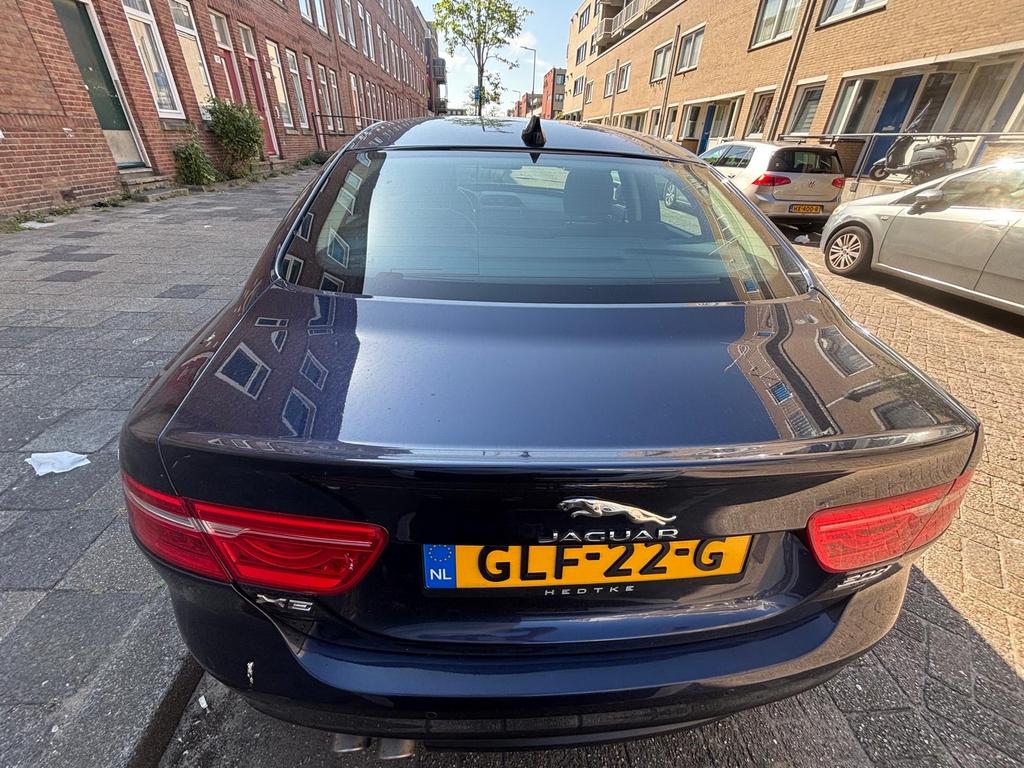 Jaguar XE 2.0D 132KW AUT 2016 Blauw, Auto's, Jaguar, Achterwielaandrijving, 1800 kg, 4 cilinders, Diesel