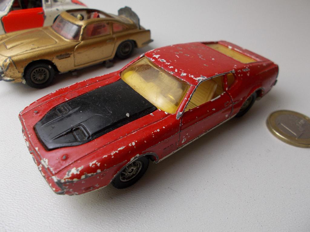 Jaren 60 Corgi Toys 3 X JAMES BOND +RIJKSPOLITIE Opknappers!, Ophalen of Verzenden, Gebruikt, Auto, Corgi