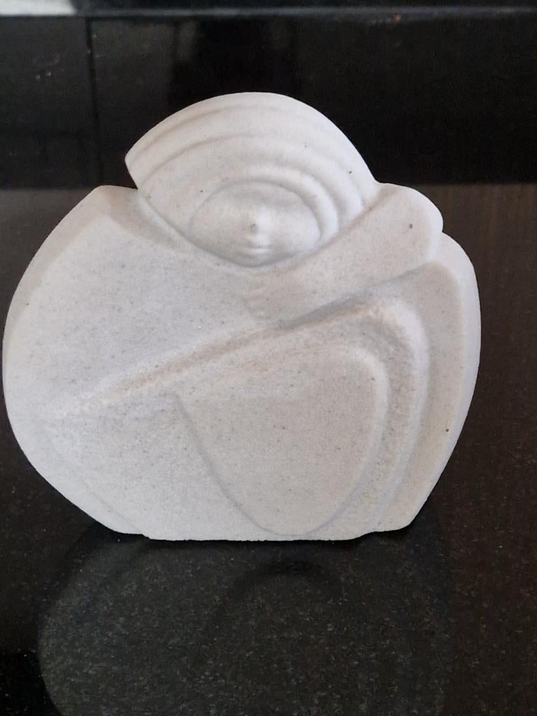 Vintage Beeldje Marbell Stone Art Belgium., Verzamelen, Beelden en Beeldjes, Ophalen of Verzenden, Zo goed als nieuw, Mens