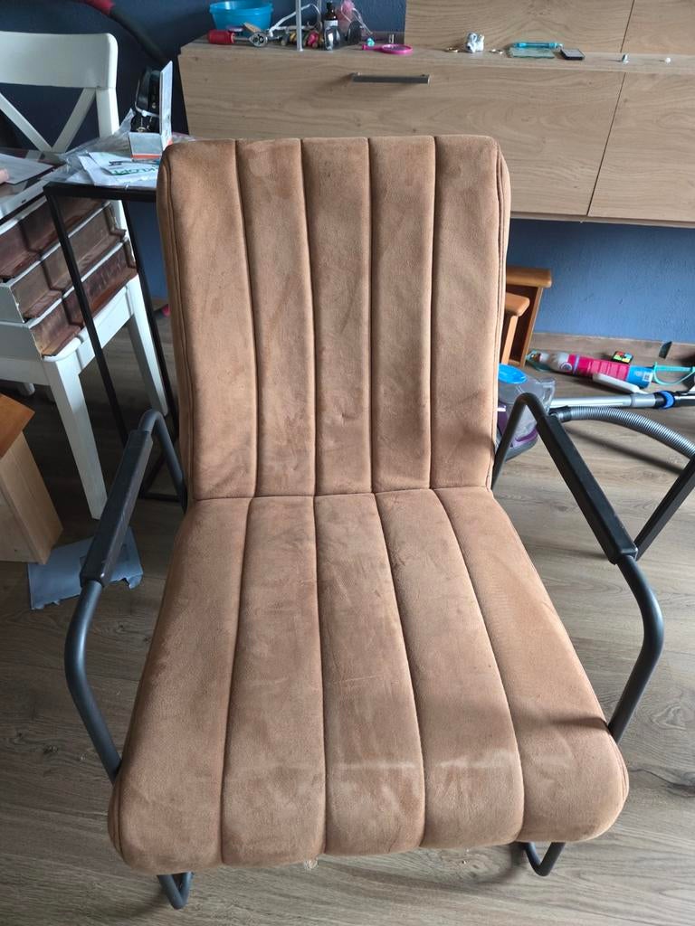 Kleine fauteuil van Bommel Meubelen, Huis en Inrichting, Fauteuils, 75 tot 100 cm, Ophalen of Verzenden, Zo goed als nieuw, Stof