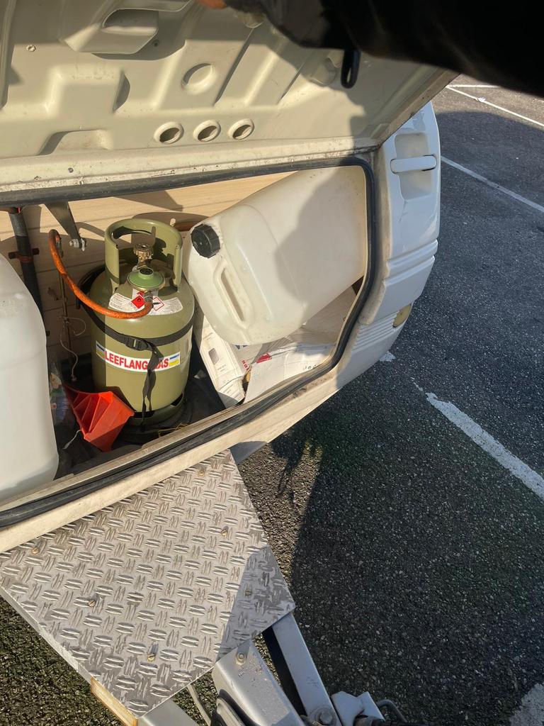 Festival caravan, Ophalen, Gebruikt