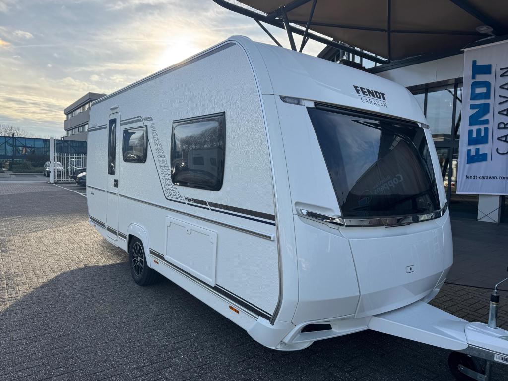 Fendt Bianco Activ 465 SGE 2026 NIEUW BINNEN!!!, Caravans en Kamperen, Caravans, Schokbreker, Tot en met 2, Overige typen, Bedrijf