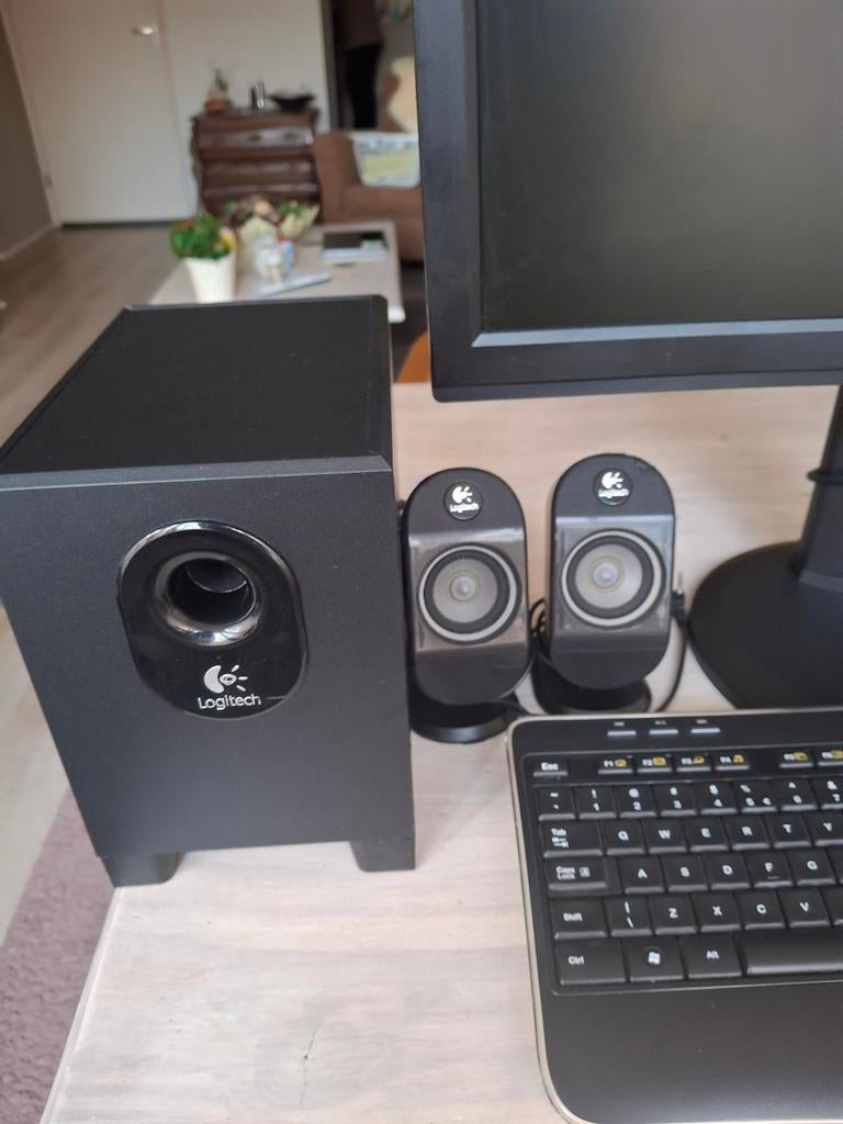 Logitech 2.1 speakerset, Computers en Software, Pc speakers, Ophalen of Verzenden