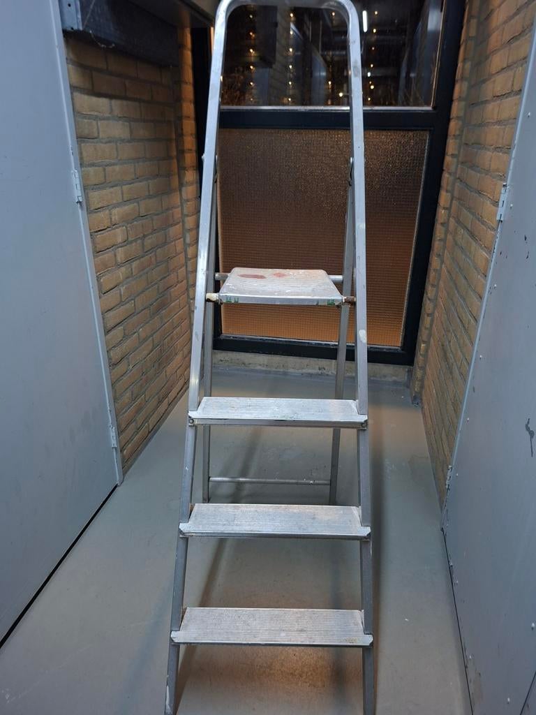 Trapleer, Ophalen, Minder dan 2 meter