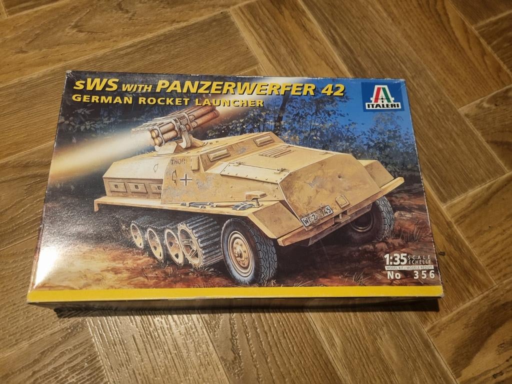Italeri. sWS with Panzerwerfer 42 1:35, Tank, Italeri, 1:32 tot 1:50, Nieuw
