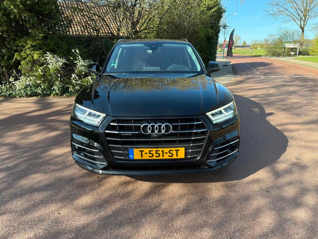 Audi Q5 55 TFSI e quattro Competition / S.line / Navi / Pano, Auto's, Automaat, Euro 6, 4 cilinders, Zwart