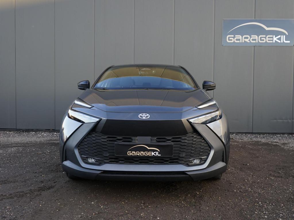 Toyota C-HR 1.8 Hybrid 140 Team D Dealeronderh / 1ste eig /, Stof, Zwart, 1505 kg, Zwart