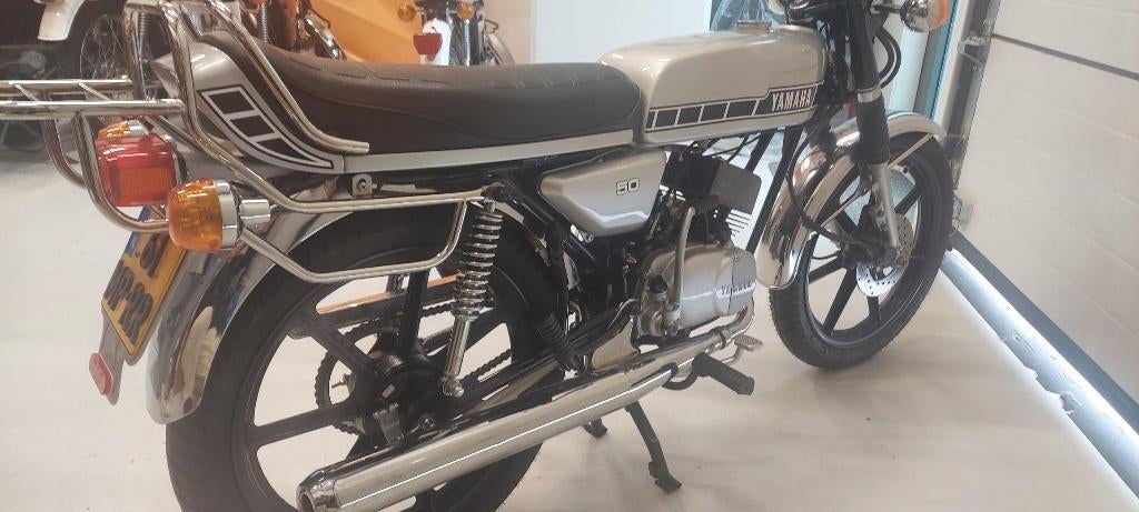 brommers, Fietsen en Brommers, Maximaal 45 km/u, 70 cc, Ophalen of Verzenden, 5 versnellingen