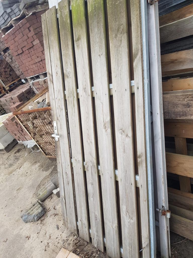 Schuttingdeur tuindeur, Tuin en Terras, Ophalen of Verzenden, Hout, Minder dan 3 meter, 1 tot 2 meter