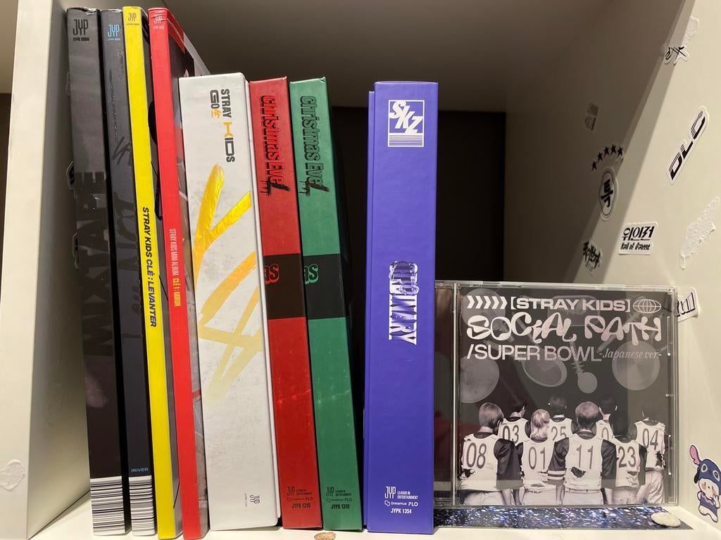 Stray Kids albums, Cd's en Dvd's, Cd's | Pop, Ophalen of Verzenden, 2000 tot heden, Gebruikt