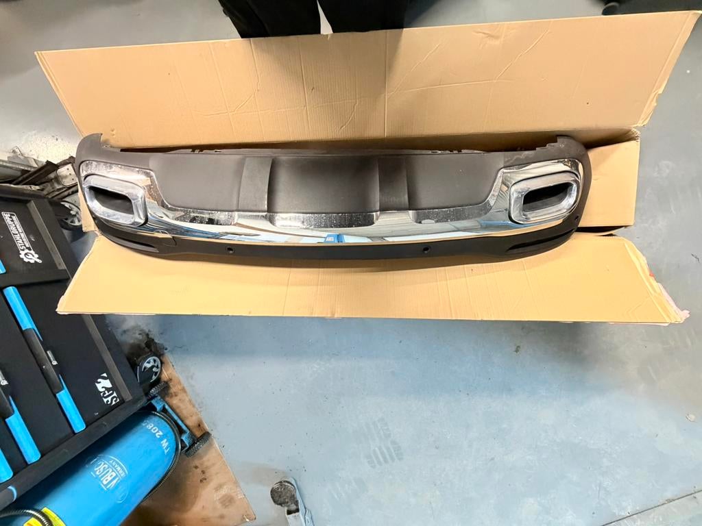 Originele Achterbumper Diffuser –Mercedes GLE – BJ:2022 V167, Auto-onderdelen, Carrosserie en Plaatwerk, Gebruikt, Mercedes-Benz