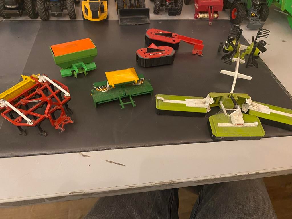 Mooi setje siku, Ophalen, Zo goed als nieuw, Tractor of Landbouw, SIKU