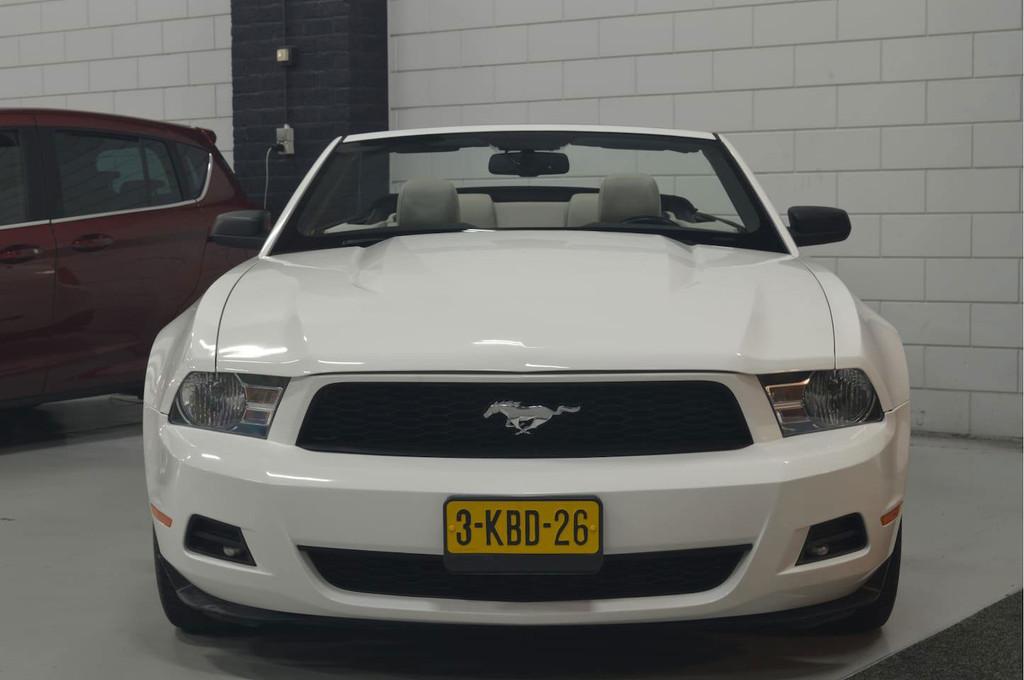 Ford Mustang USA 4.0 V6 CABRIO // 80.000 km // LEDER // AIRC, 4009 cc, Euro 5, Gebruikt, Cabriolet