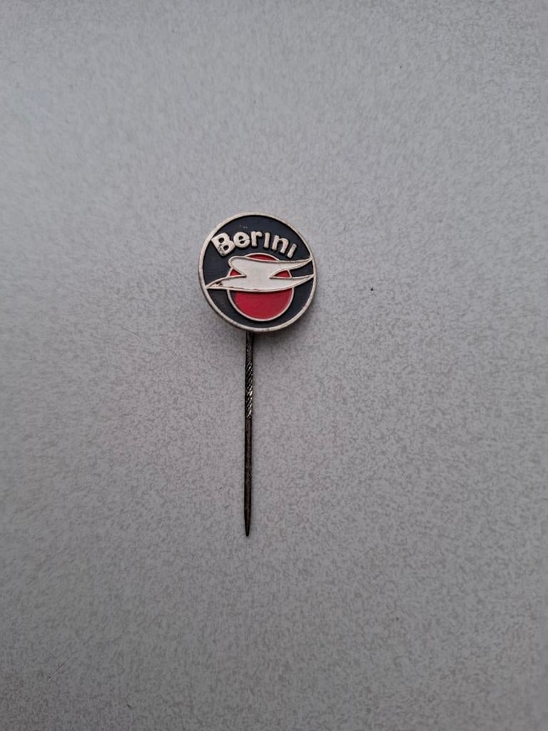 Vintage speldje pin prikker steekspeld Berini, Ophalen of Verzenden