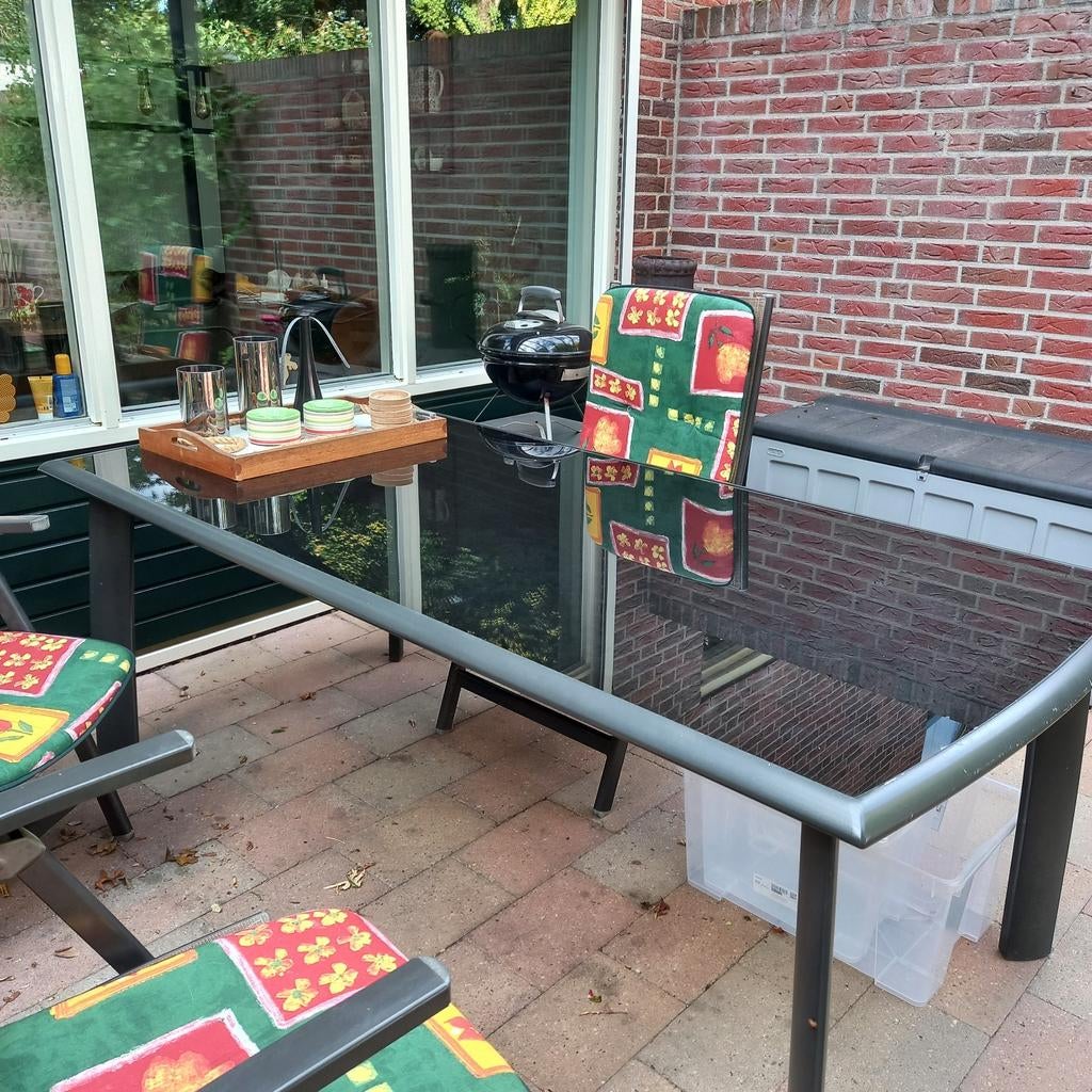 Gratis af te halen - tuintafel, Tuin en Terras, Tuintafels, Ophalen, Gebruikt, Rechthoekig, Metaal