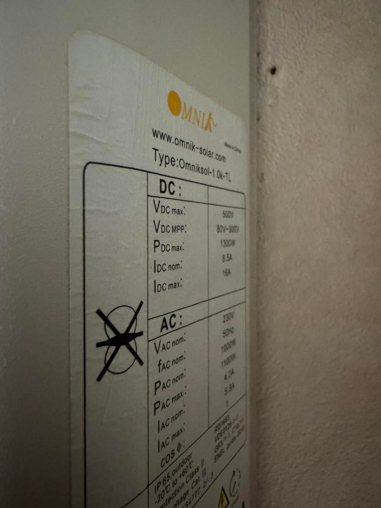 Omniksol 1K TL omvormer met wifi dongel, Ophalen, Zo goed als nieuw