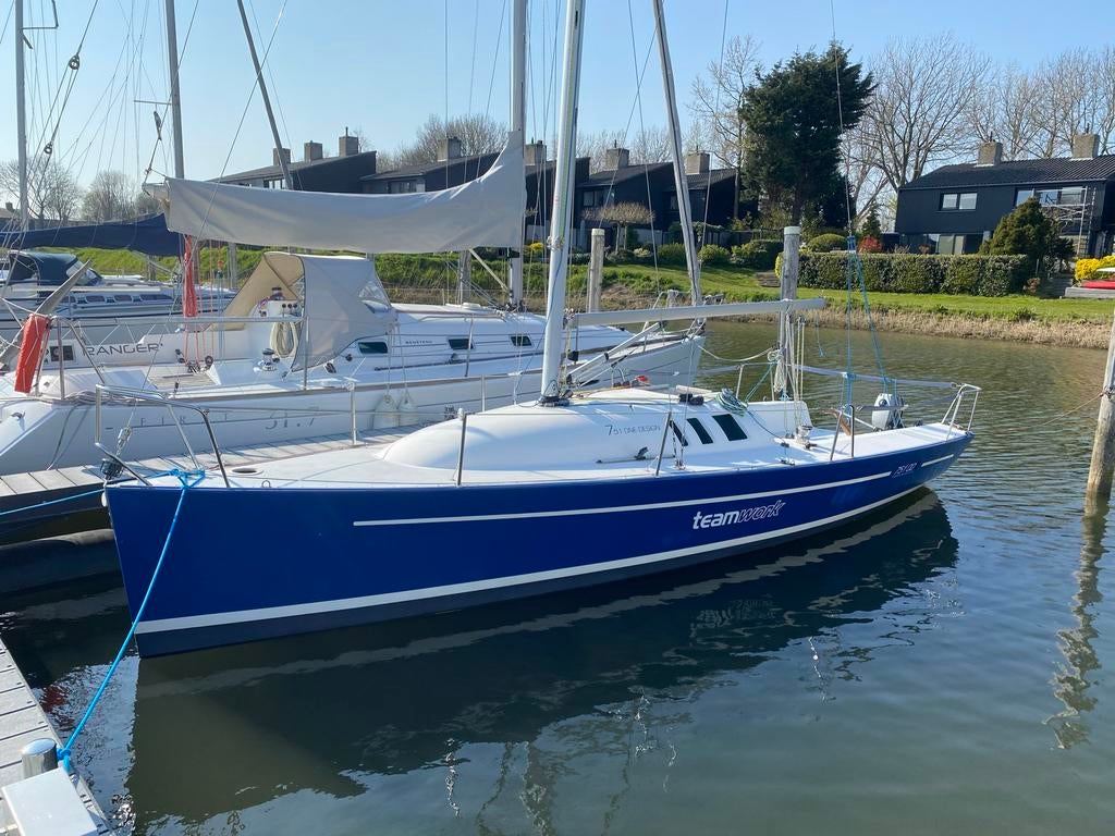 Helmsman751 One Design te koop, Ophalen, Gebruikt, Tour-wedstrijdjacht, 6 tot 9 meter