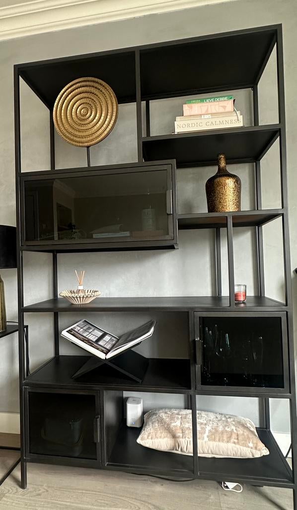 New Routz vakkenkast ‘vermont’ zwart, modern industrieel., Ophalen, Zo goed als nieuw, Minder dan 150 cm, Minder dan 100 cm