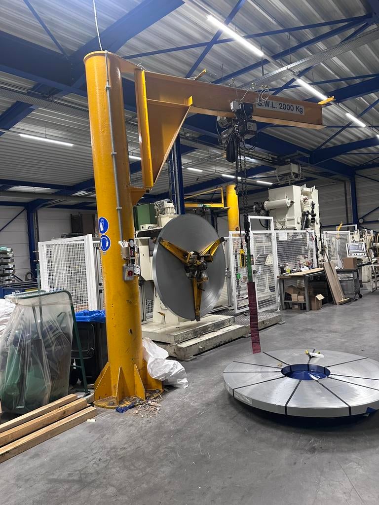 2x kolomzwenkkraan, Ophalen, Gebruikt, Elektrisch