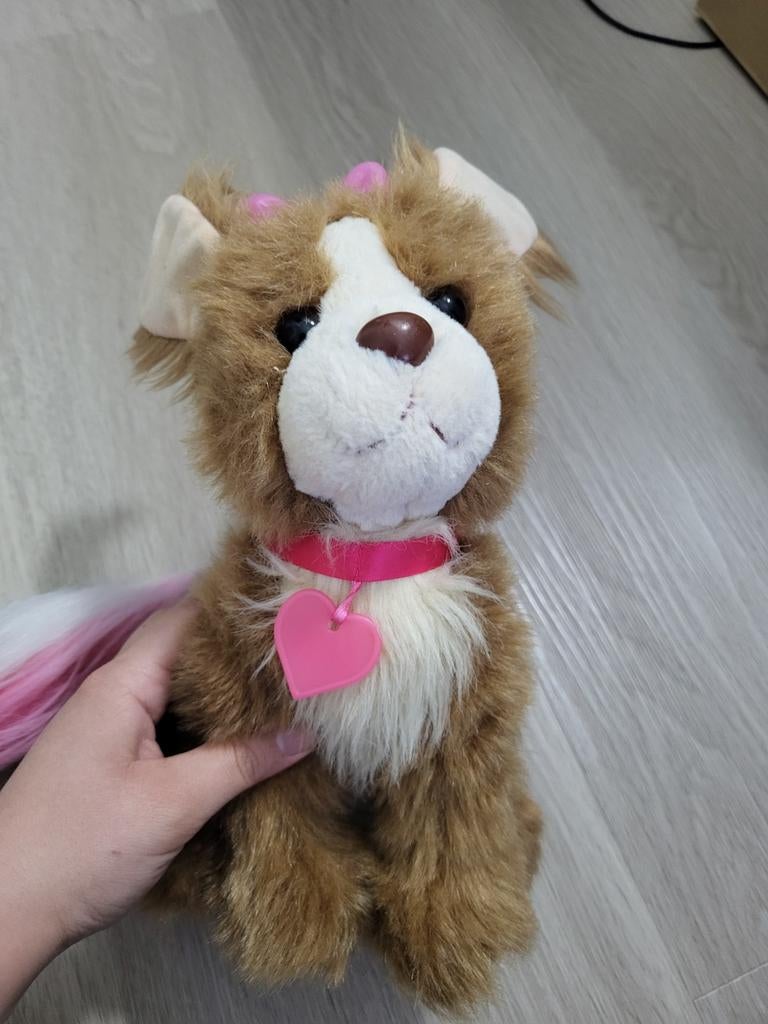 Schattige interactieve knuffelhond met geluid, Kinderen en Baby's, Speelgoed | Knuffels en Pluche, Zo goed als nieuw, Middelgroot (20 tot 80 cm)