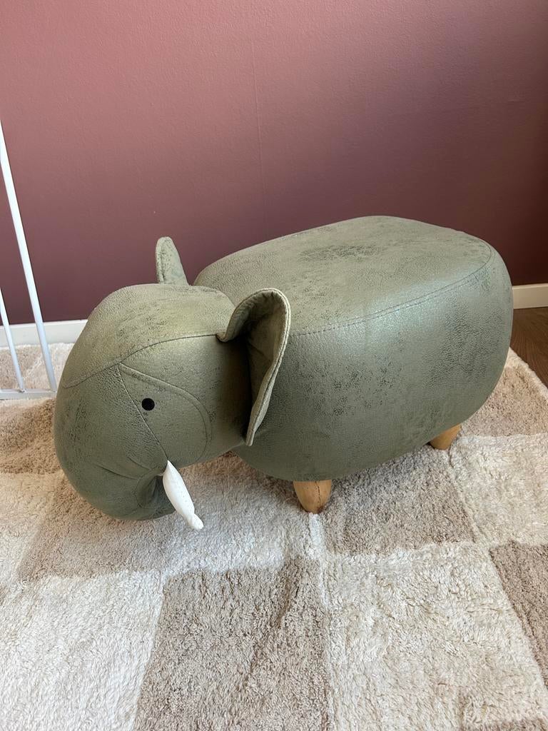 Olifanten poef leger groene kleur, Ophalen, Minder dan 50 cm, 50 tot 75 cm, Zo goed als nieuw