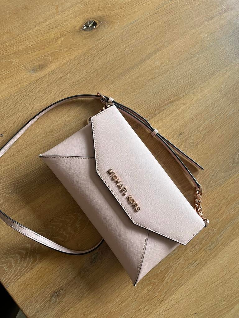 Michael Kors Roze Tasje - Zo goed als nieuw, Sieraden, Tassen en Uiterlijk, Tassen | Damestassen, Ophalen of Verzenden, Gebruikt