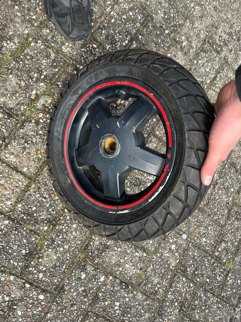 Piaggio zip achterwiel met band, Ophalen of Verzenden