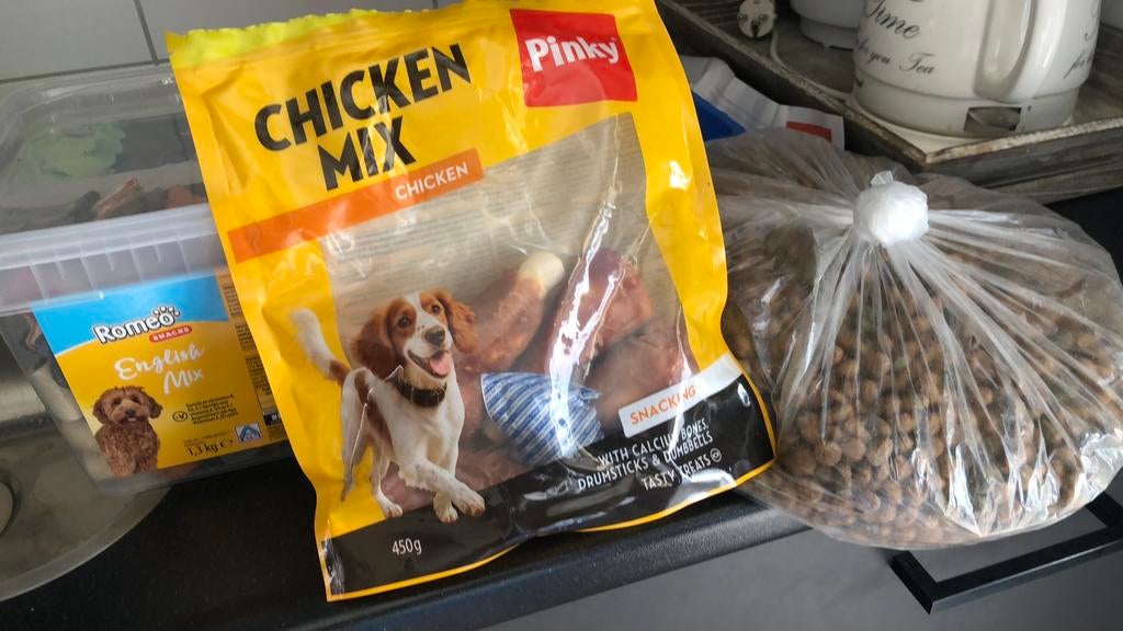 Gratis hondensnoepjes en brokken, Ophalen