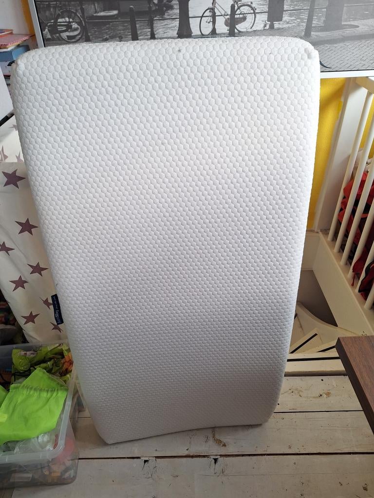 Matras ledikant baby, Kinderen en Baby's, Babywiegjes en Ledikanten, Zo goed als nieuw, Ophalen