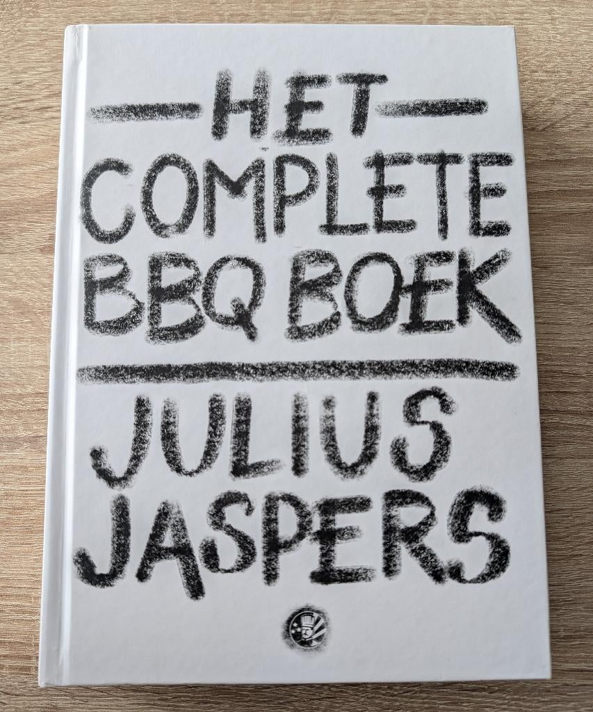 Het Complete BBQ Boek - Julius Jaspers, Boeken, Ophalen of Verzenden, Zo goed als nieuw, Julius Jaspers