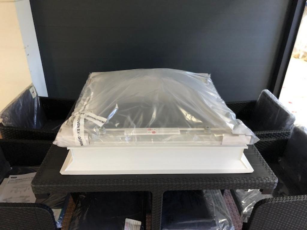 Partij lichtkoepels nieuw ZEER SCHERP GEPRIJSD, Doe-het-zelf en Verbouw, Glas en Ramen, Ophalen, Minder dan 80 cm, Nieuw, Dubbelglas