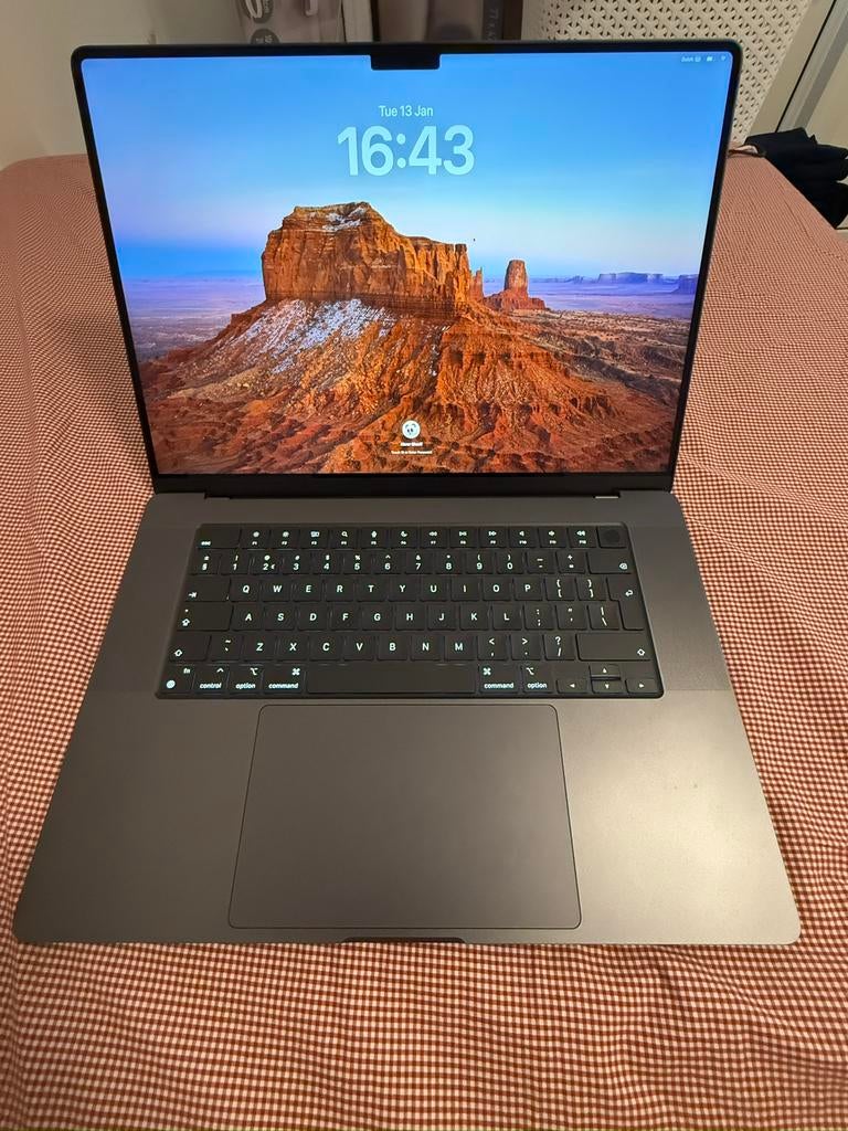 MacBook m4 Max 16” | 48GB | 1TB, 1 TB of meer, 64 GB of meer, Qwerty, Zo goed als nieuw
