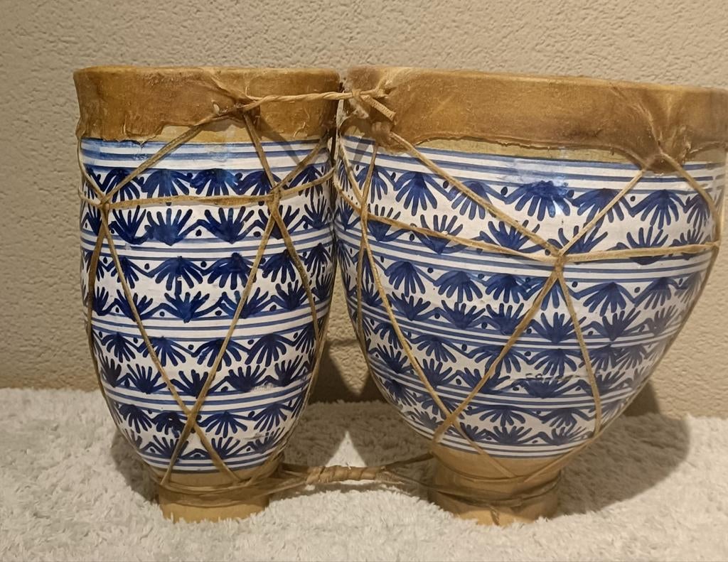 Afrikaanse Bongo met Keramische Potten, Ophalen of Verzenden, Gebruikt, Trommel