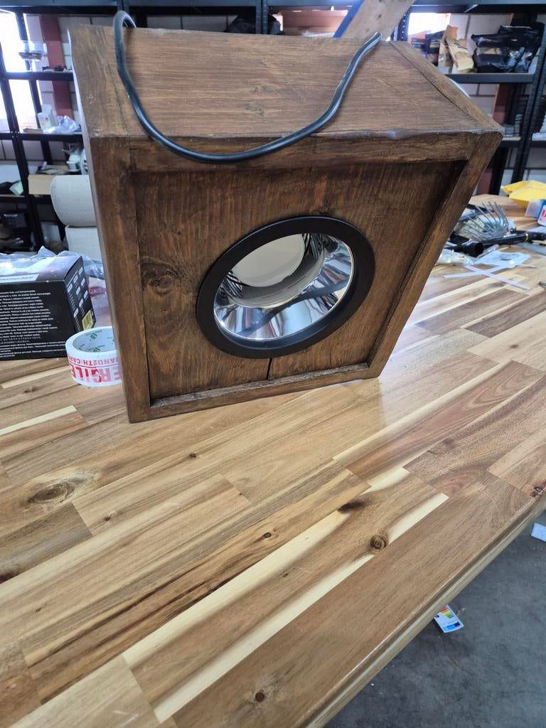 Houten lamp met metalen reflector, Huis en Inrichting, Ophalen of Verzenden, Gebruikt