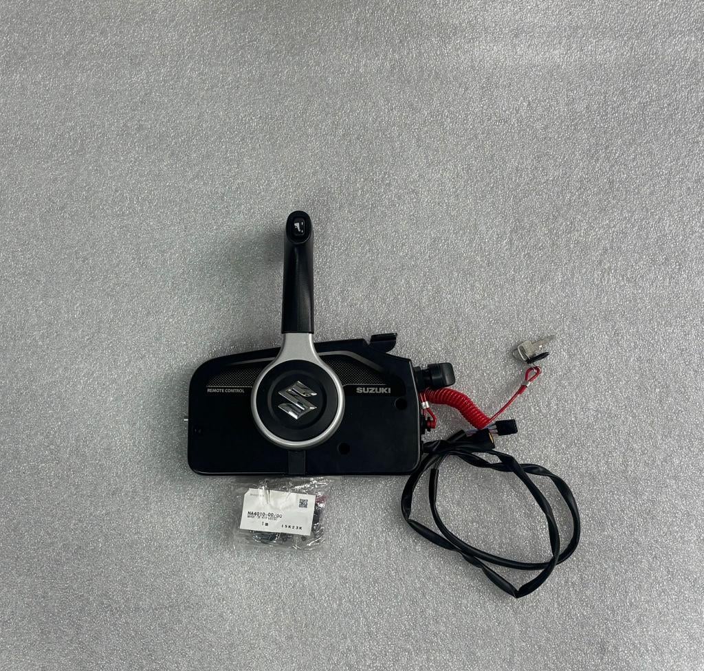 Nieuwe originele Suzuki keyless schakelkasten, Suzuki, ,, Nieuw, Ophalen of Verzenden