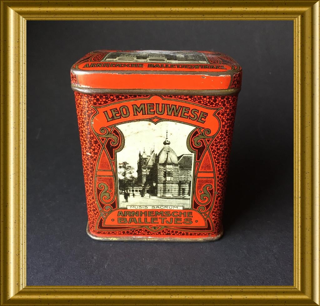 Oud klein snoep blikje : Arnhemse Balletjes, Leo Meuwese, Verzamelen, Ophalen of Verzenden, Gebruikt, Overige