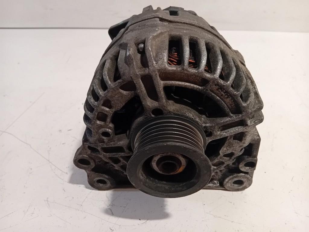 Dynamo Volkswagen Golf, Onderdelen@venauto.nl, Van der Ven Autorecycling B.V., Gebruikt, Ettenseweg 76, 4706 PB Roosendaal, The Netherlands