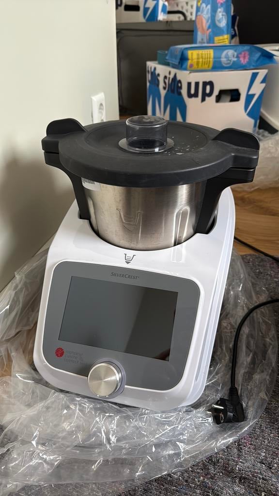 Monsieur Cuisine Connect Keukenmaschine/ Food Processor, 4 liter of meer, Ophalen, Zo goed als nieuw, 3 snelheden of meer