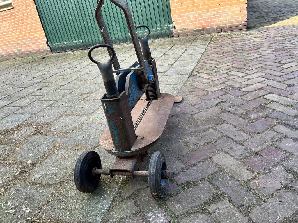 Stenenknipper, Ophalen, Gebruikt