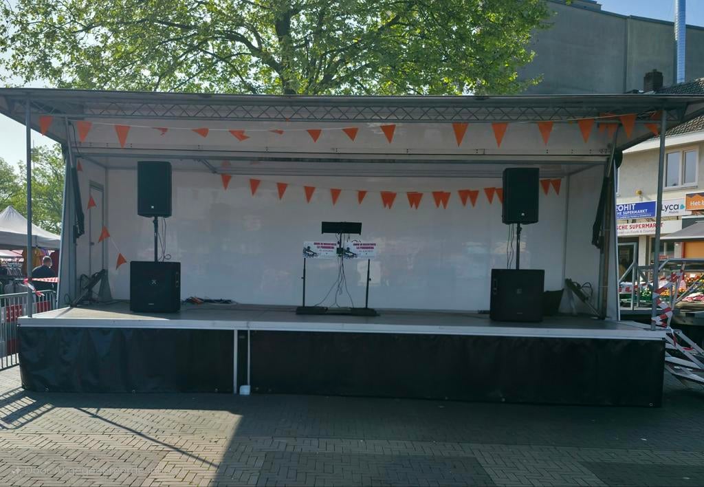 Drive in Discotheek La Primavera - Feest zoals jij het wenst, Dj