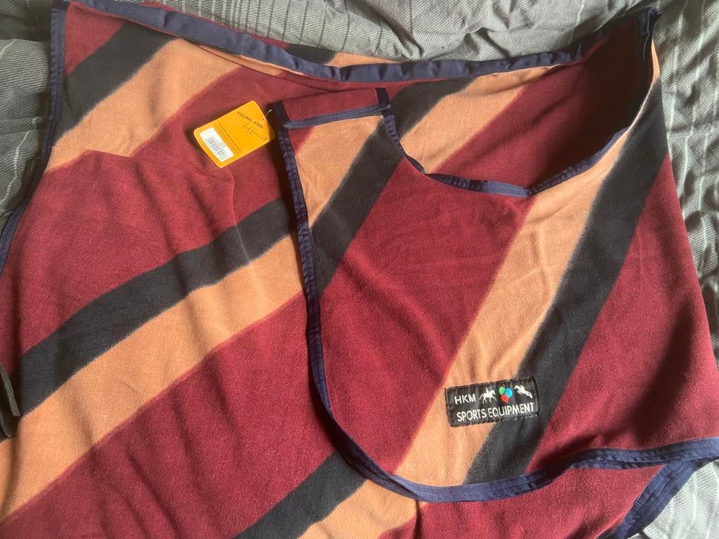 Hkm uitrijdeken fleece NIEUW, Dieren en Toebehoren, Ophalen of Verzenden, Nieuw, Deken