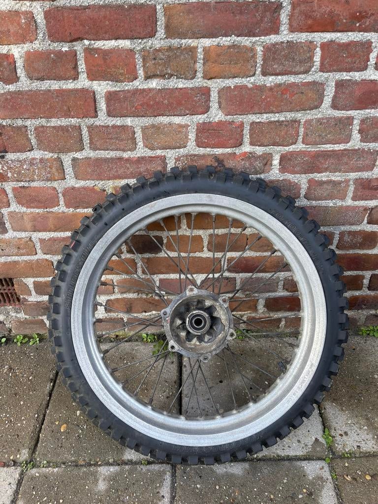 17 inch cross voorvelg derbi, rieju, yamaha, motohispania, Ophalen of Verzenden, Zo goed als nieuw, Overige typen
