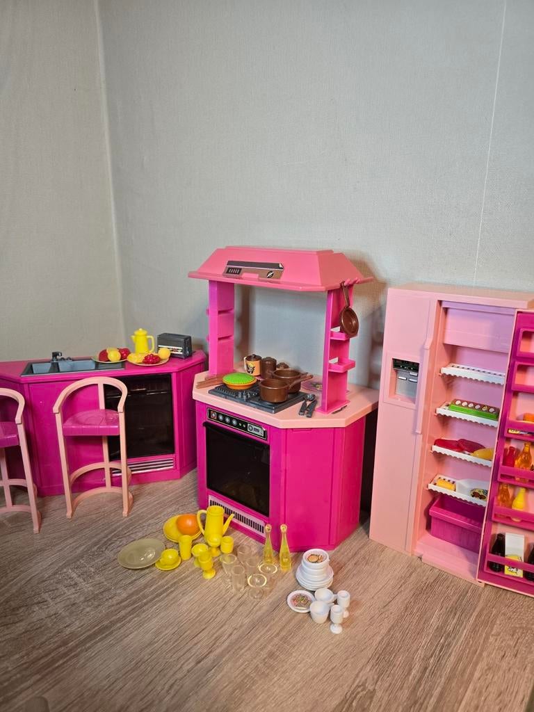 Barbie Vintage Kitchen playset Mattel, Verzamelen, Poppen, Ophalen of Verzenden, Gebruikt, Pop